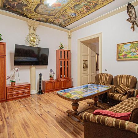 The Grand Royal 3Bdr Heart Of Old Town Apartman Prága Kültér fotó
