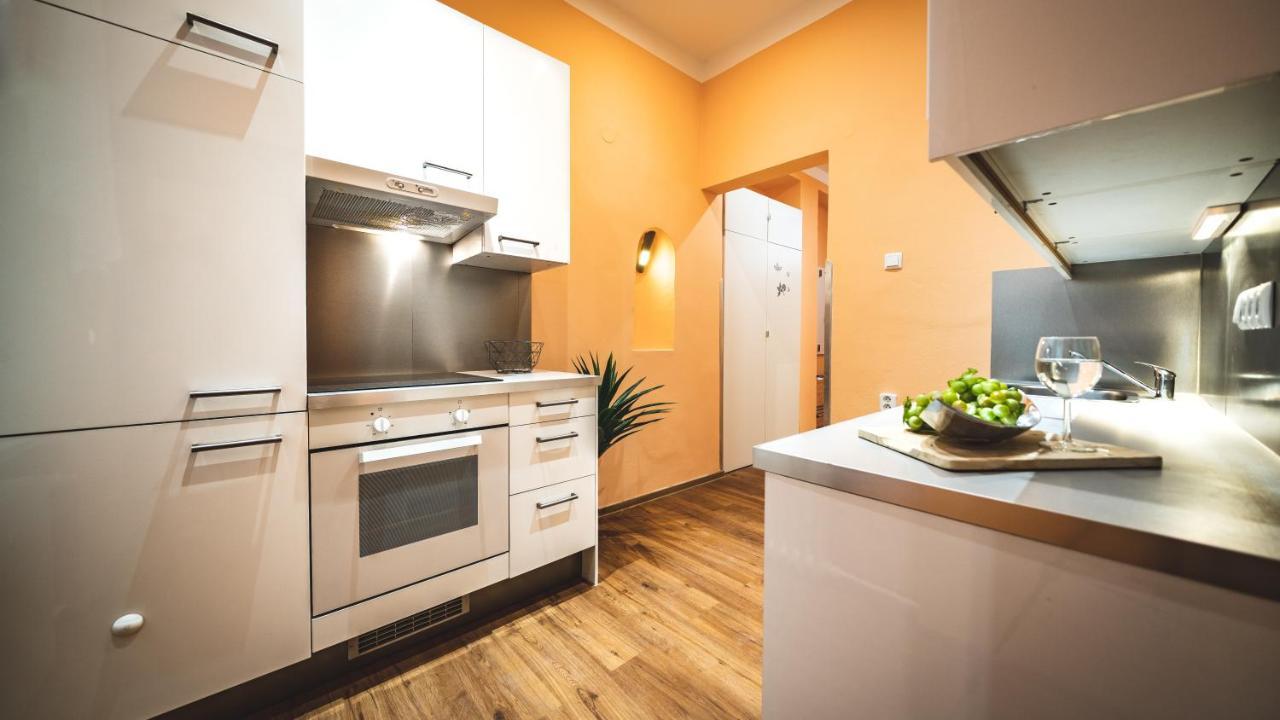 The Grand Royal 3Bdr Heart Of Old Town Apartman Prága Kültér fotó